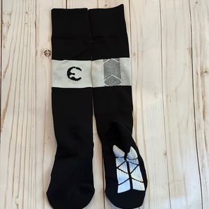 Kids Small Youth Puma Brand Soccer Socks.
